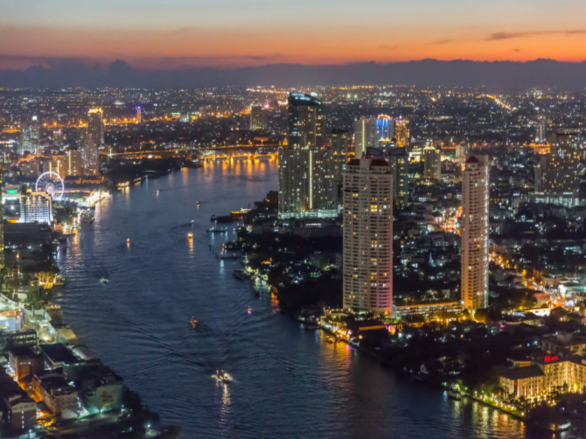 Why Tinidee Trendy Khaosan Is the Perfect Base for Exploring Old Bangkok?